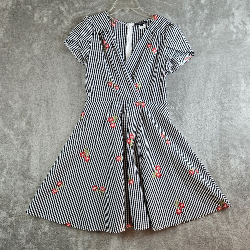 Smak Parlour Dress Medium Black White Gingham Check Embroidered Flowers Retro‎